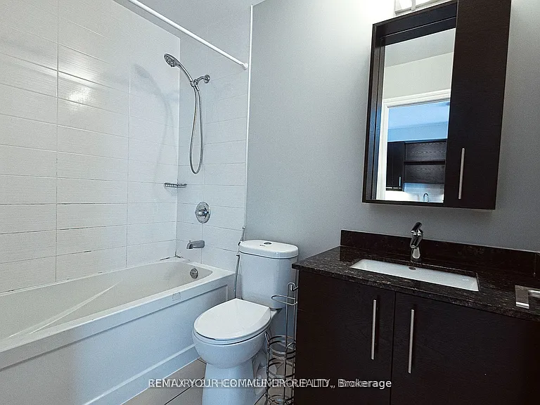 325 S Park Rd #1210 — Photo 11