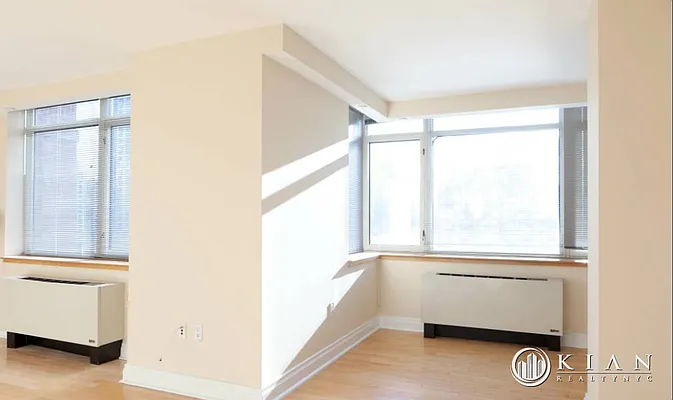 Rented by Kian Realty | media 1