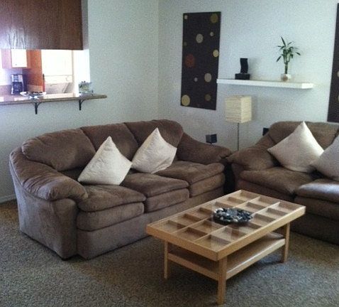 5th image of 743 Saint Louis Ave