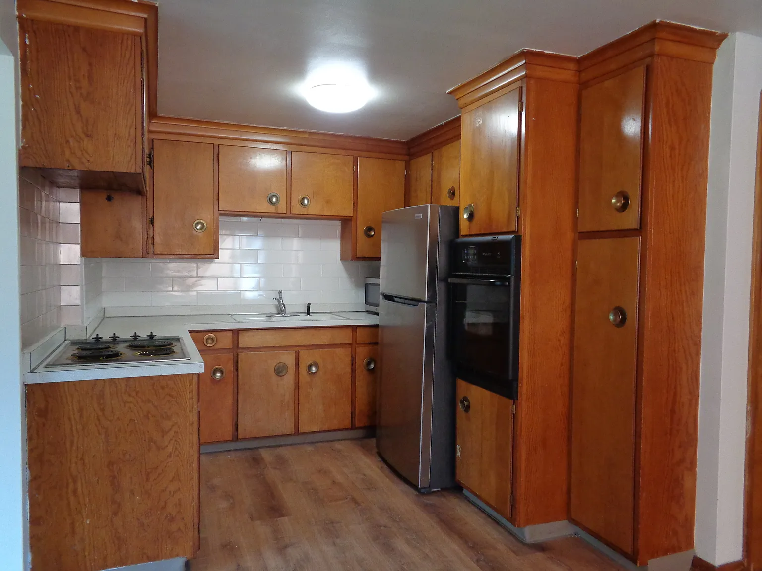 2 bed, $1,200 — Photo 3