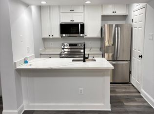 1504 Lincoln Way APT 116, Mc Lean, VA 22102