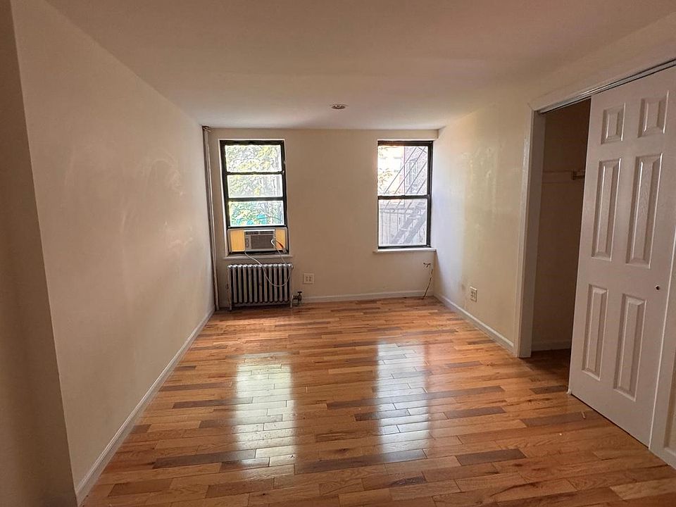 1st image of 159 Chrystie St APT 4