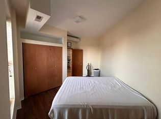 1111 W Chicago Ave APT 3C, Chicago, IL 60642