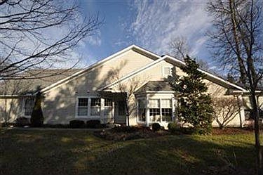 1st image of 225 Westwind Dr