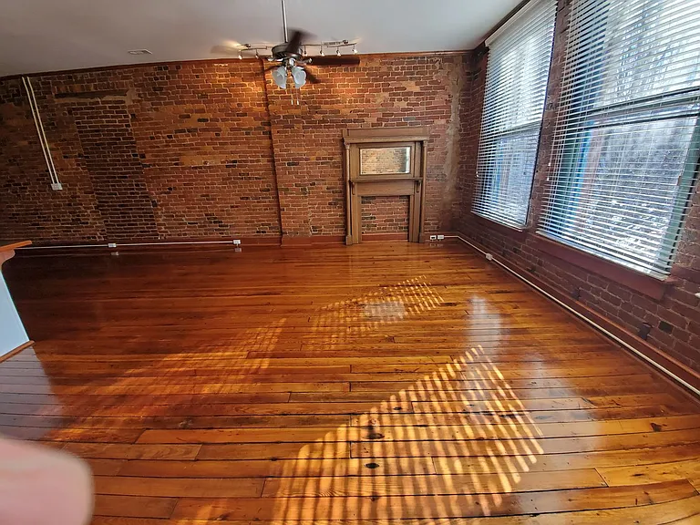 1206 Main St — Photo 7