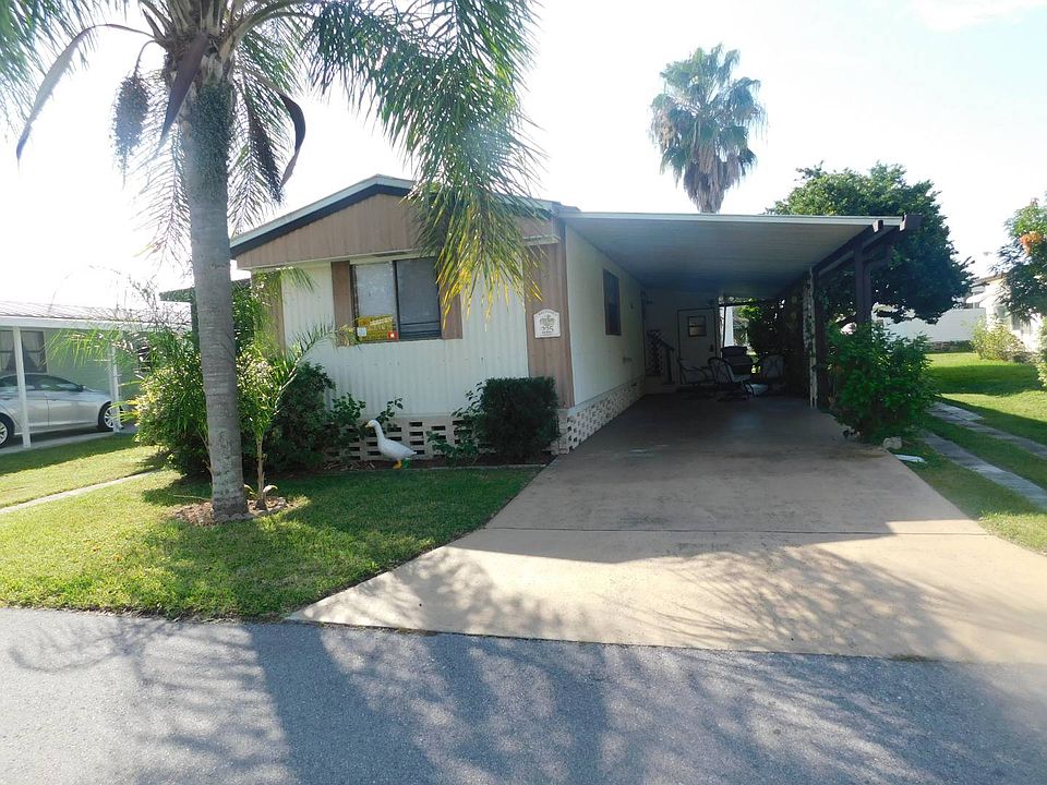1st image of 225 Palm Dr
