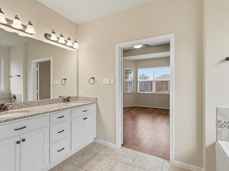 22943 Dale River Rd — Photo 18