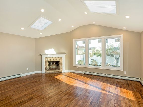 4th image of 359 Harrison Ave