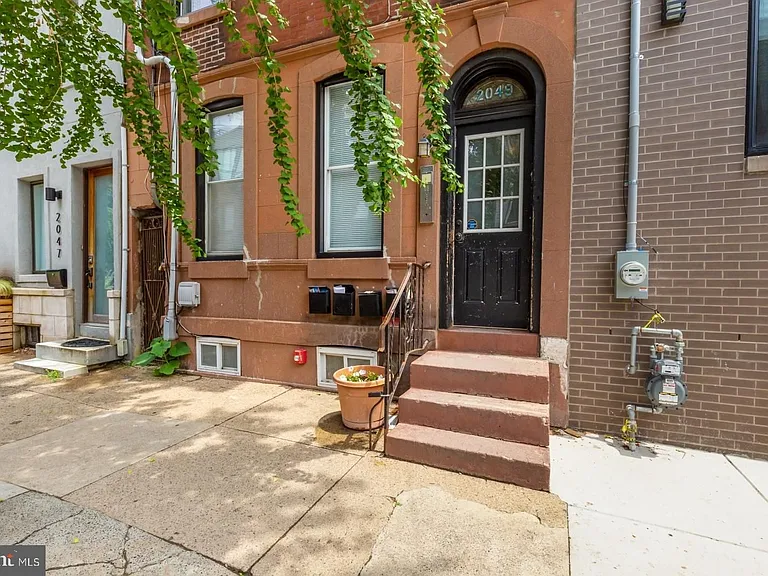 2049 E Susquehanna Ave #2F — Photo 11