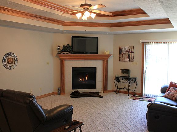 4th image of 38 Morel Ct