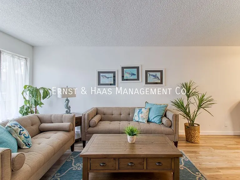 5500 Ackerfield Ave #307 — Photo 3