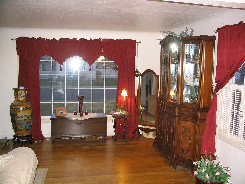 Front living room