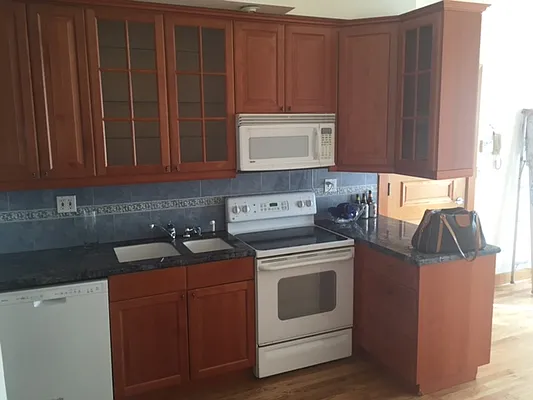 Rented by New York Realty Minimax Inc | media 16