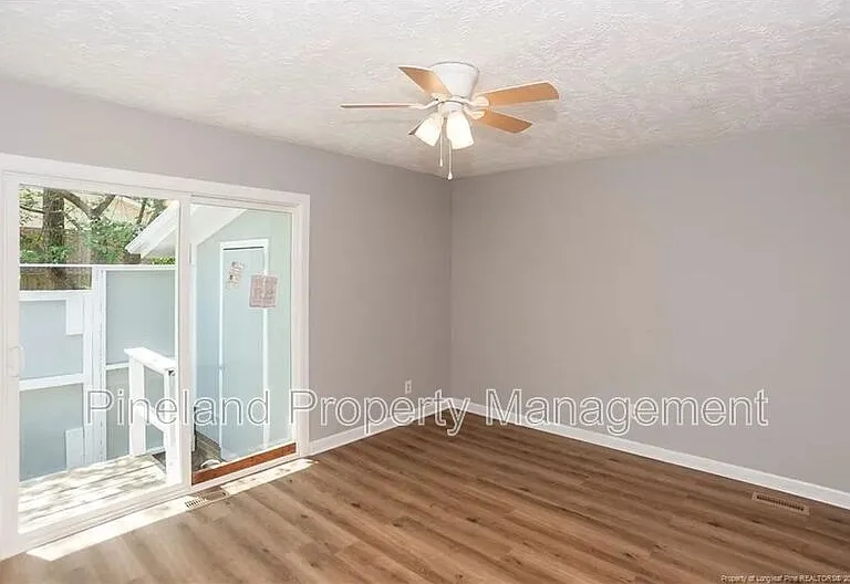 2012 Lakemeadow Dr — Photo 15