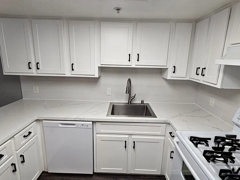 1601 Hood Rd — Photo 15