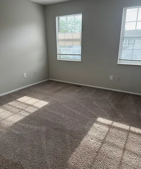 3933 Bronson Ct — Photo 6