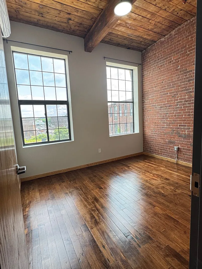 Welcome to 70 Webster Apt 307! — Photo 4