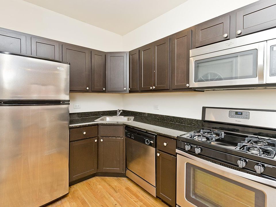 2nd image of 4805 N Wolcott Ave