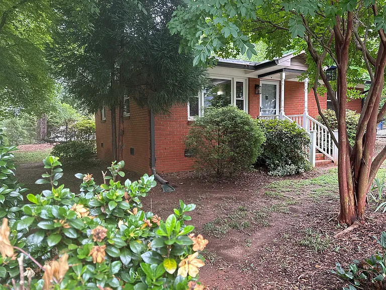 19824 Washam St — Photo 14