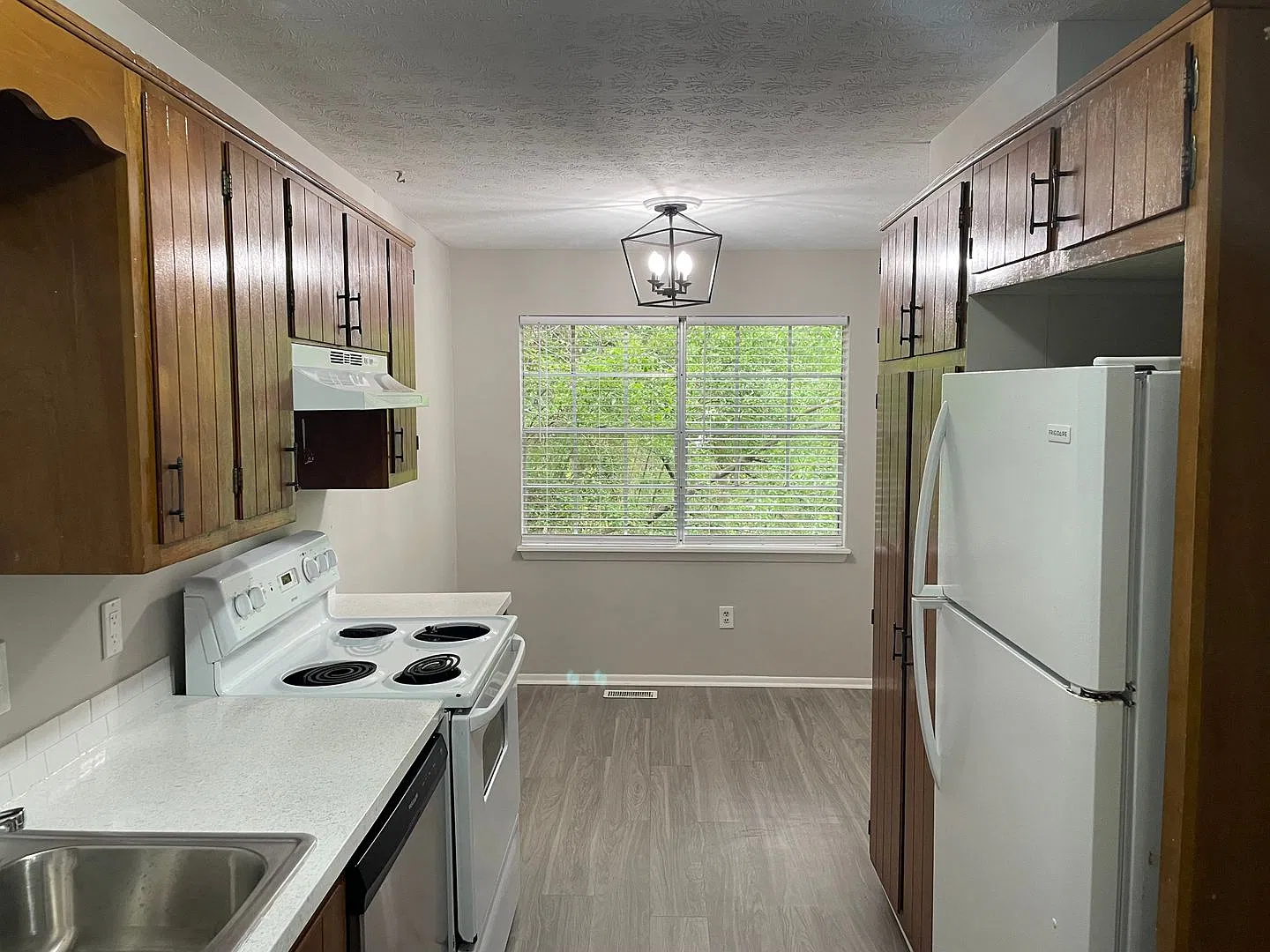 For Rent — Photo 4