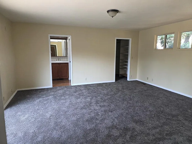 6584 Williams Hwy — Photo 14