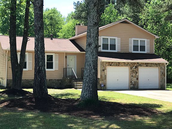 2nd image of 6835 Peppermill Ln