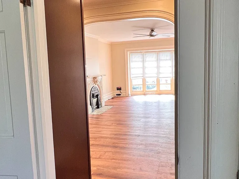 10 Washington Ave #3 — Photo 11