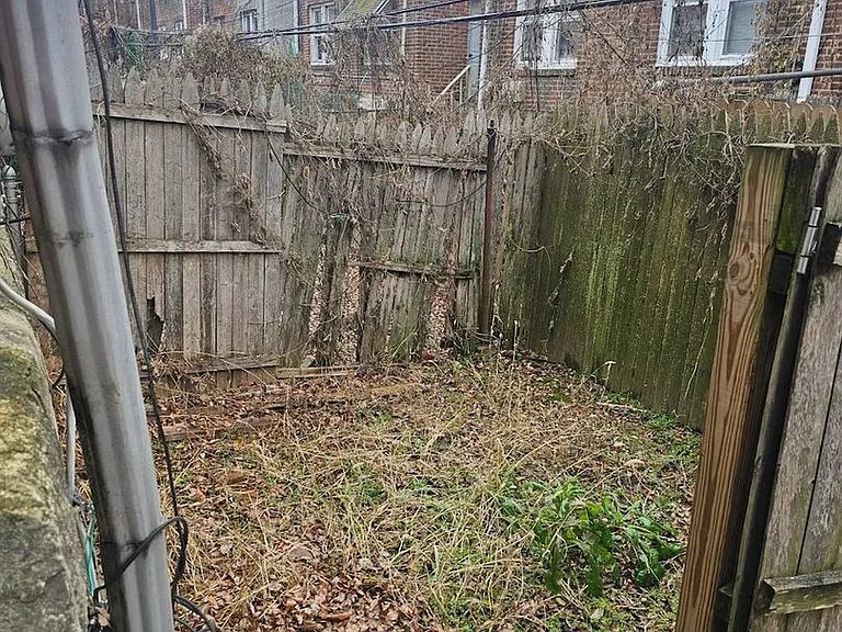 5207 Hawthorne St — Photo 9