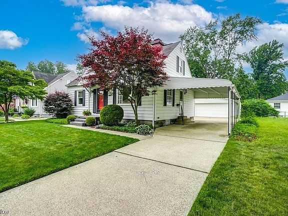3rd image of 306 Prairie Dr