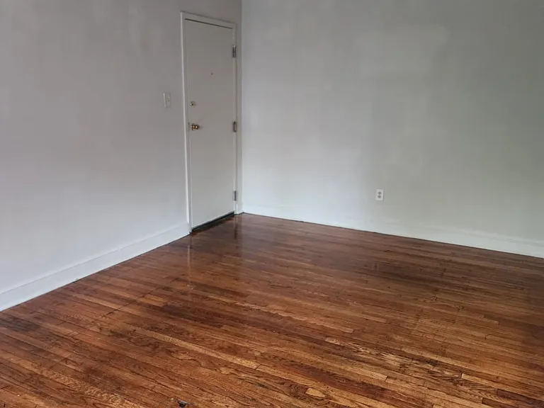 102 Schuyler Rd #204 — Photo 8