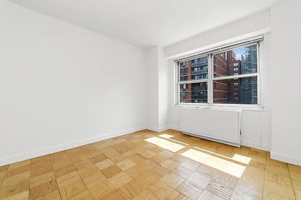 Rented by MNS | media 3