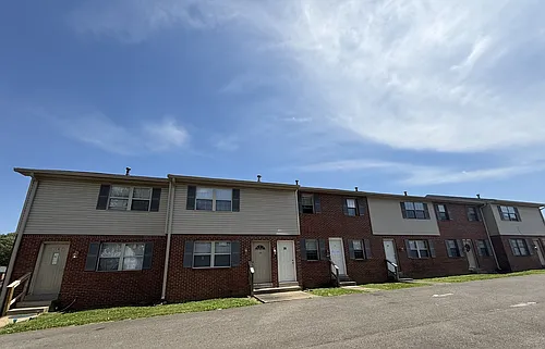1725 Patrick Way #19 Photo 1