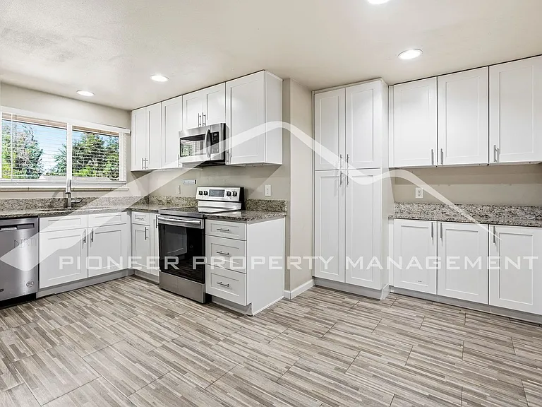 9704 W 17th Ave — Photo 7