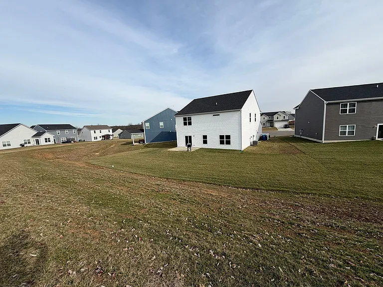 4266 Tingle Dr — Photo 4