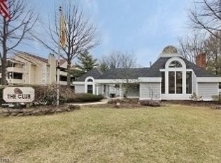 702 Pinehurst Ct #5-2305, Union, NJ 07083