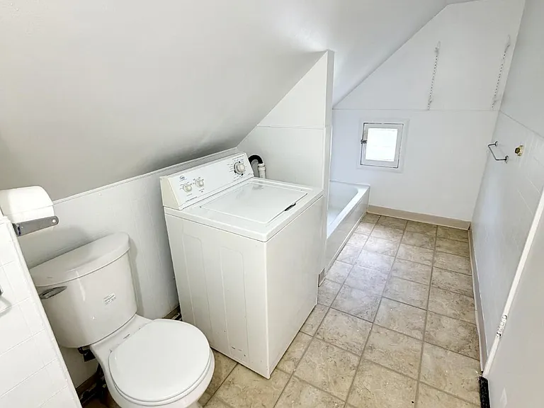 2401 Lowell Ave #2 — Photo 6