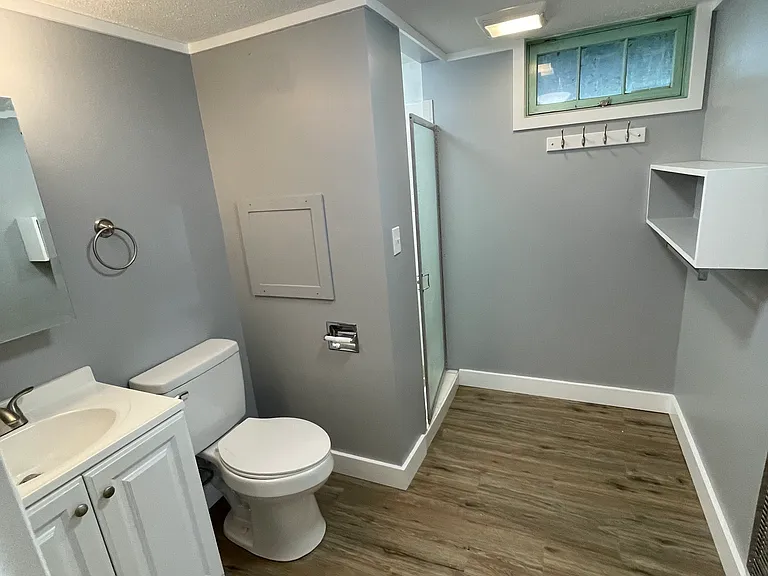 8921 E Broadway Ave — Photo 13