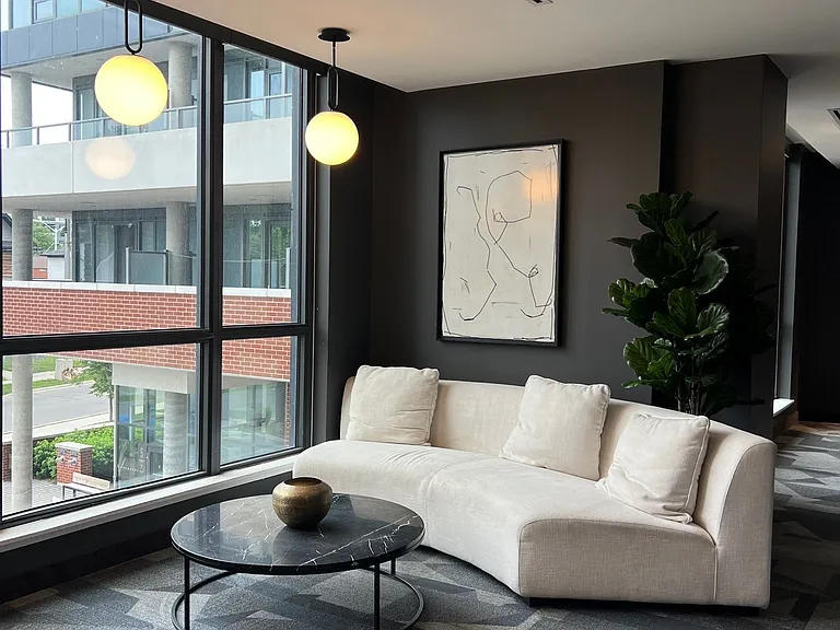 15 Wellington St S #1804 — Photo 18