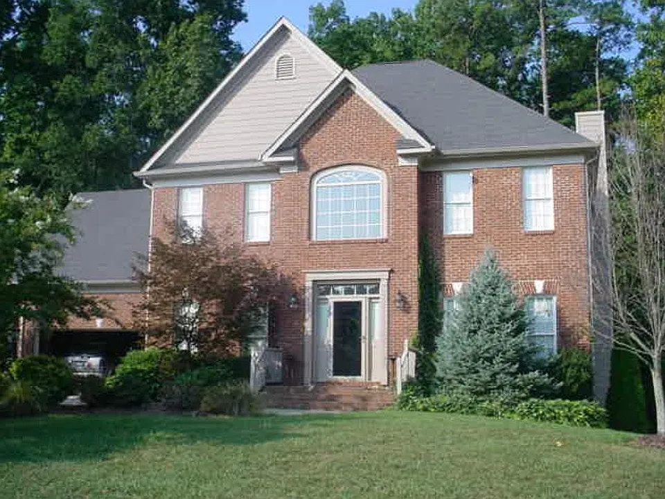 3011 Peninsula Dr