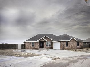 2214 Boxwood Cir, Portales, NM 88130
