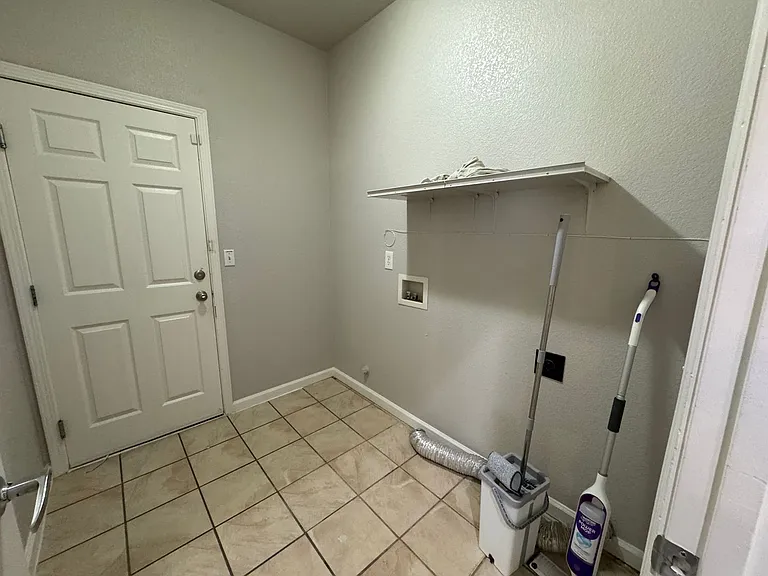 3020 McCook Way — Photo 33