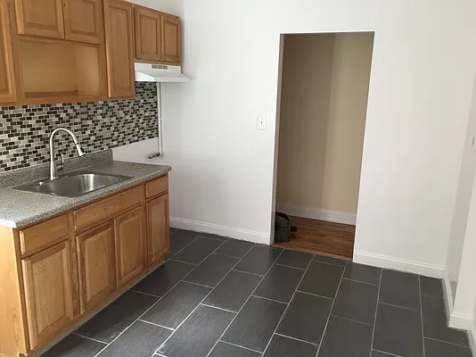 Rented by Bohemia Realty Group | media 8