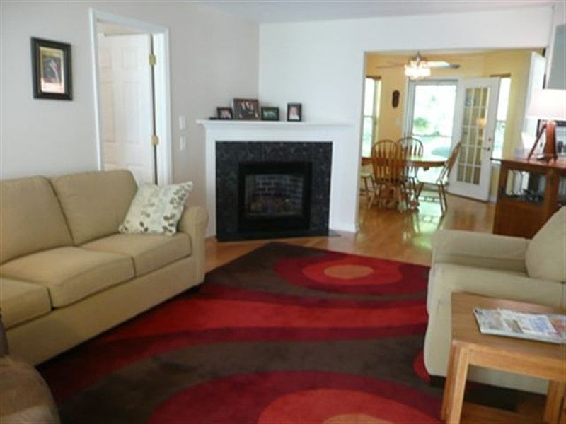 3rd image of 105 MORNING GLORY Way