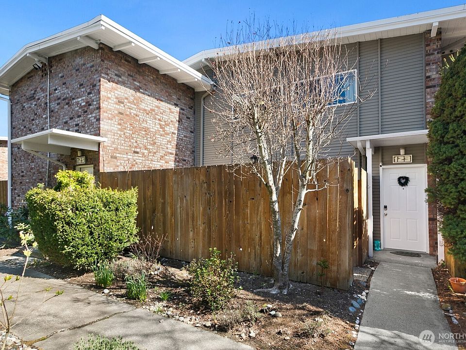 1st image of 12242 SE 59th Street #123