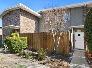 12242 SE 59th Street #123, Bellevue, WA
