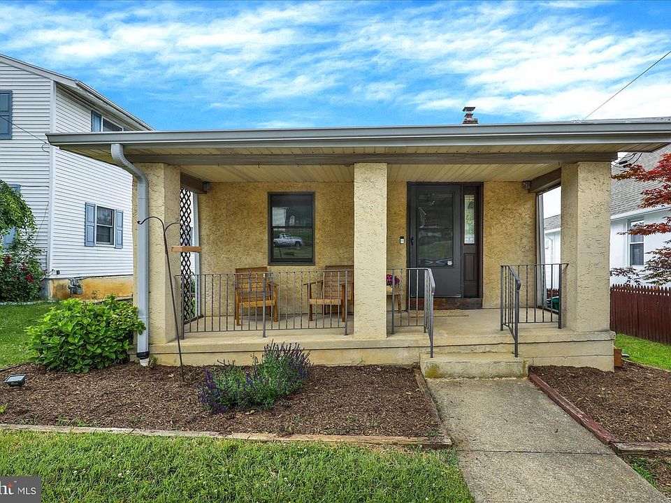1st image of 1027 Commonwealth Blvd
