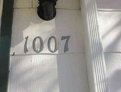 2nd image of 1007 Box Butte Ave