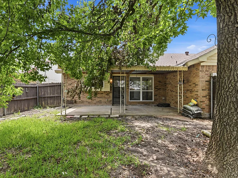 9305 Shipman St — Photo 31