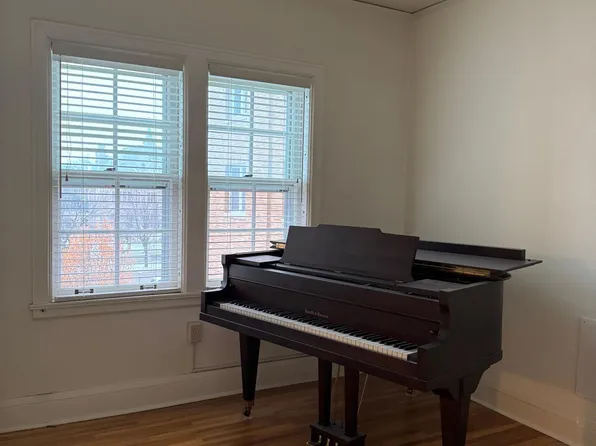 2615 Park Ave APT 320, Minneapolis, MN 55407