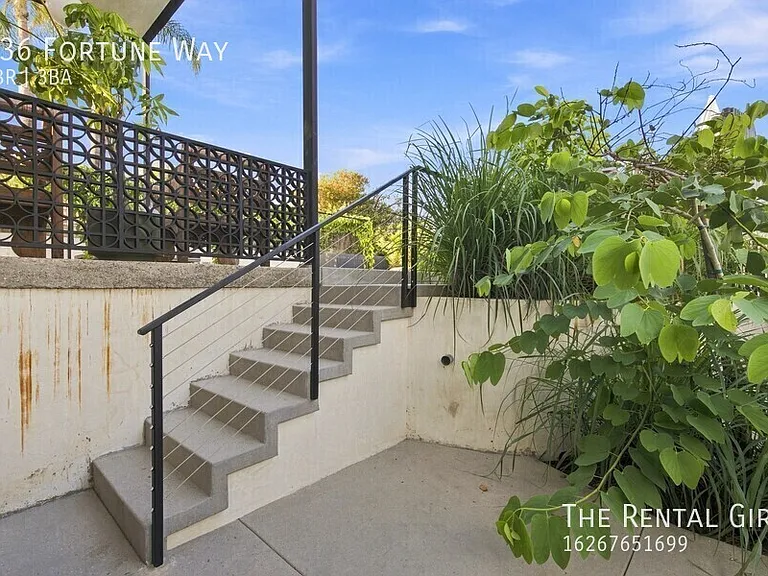 936 Fortune Way — Photo 48